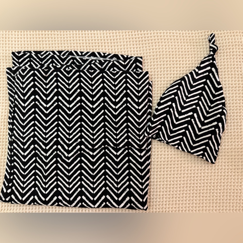 Little sleepiest chevron swaddle and hat set!